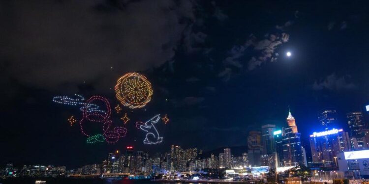 Lanterns, fire dragon light up Hong Kong’s Mid-Autumn night
