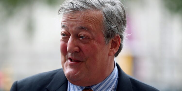 British actor Stephen Fry looks forward to Austrian election as new voter