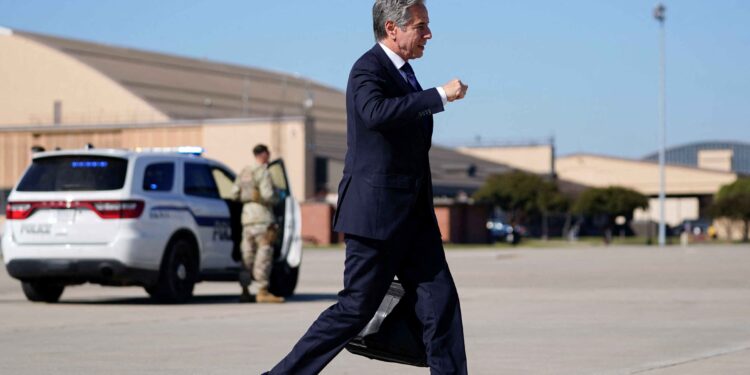 Blinken heads to Middle East for new ceasefire push as Israel strikes Beirut