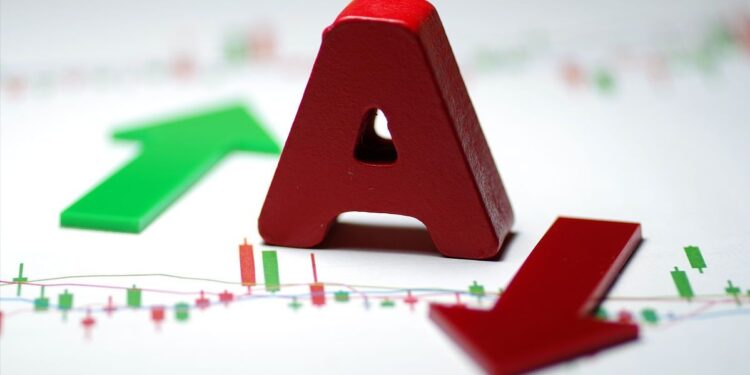 Chinese stocks leave Asian peers behind in catch-up rally