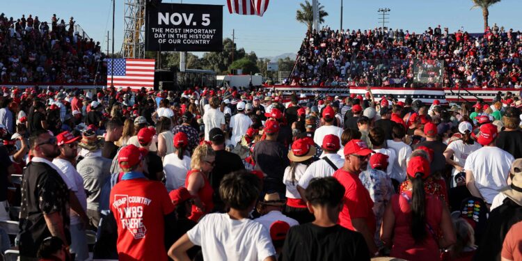 Man arrested near Trump rally in California faces gun charges