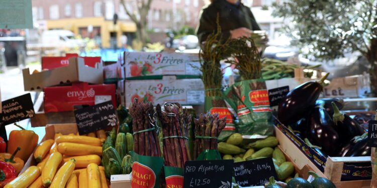 UK consumer spending rises ahead of annual budget, surveys show