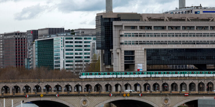 For markets, jury still out on French belt-tightening plan