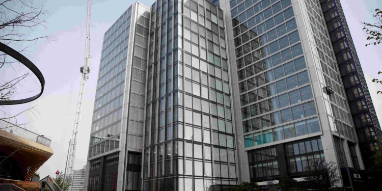 Regulator bans more advisers over British Steel pension advice