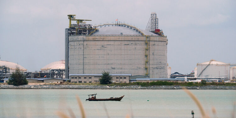 Vopak expects clean energy investments to accelerate towards 2030, CEO says