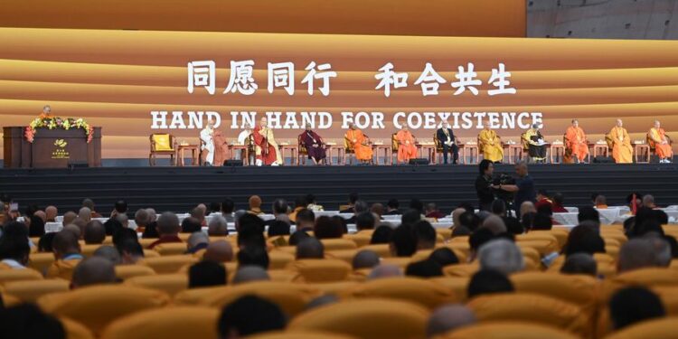 Buddhists across world gather to promote civilization exchange