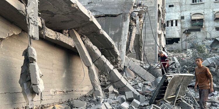 Israel unleashes strikes on homes in north Gaza as it extends onslaught