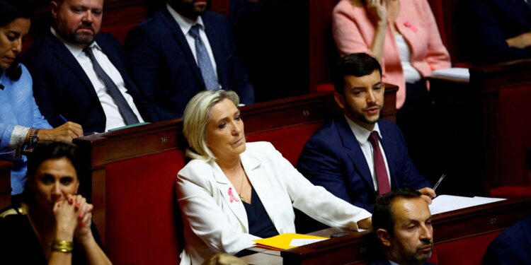 French far right says government spurned budget talks