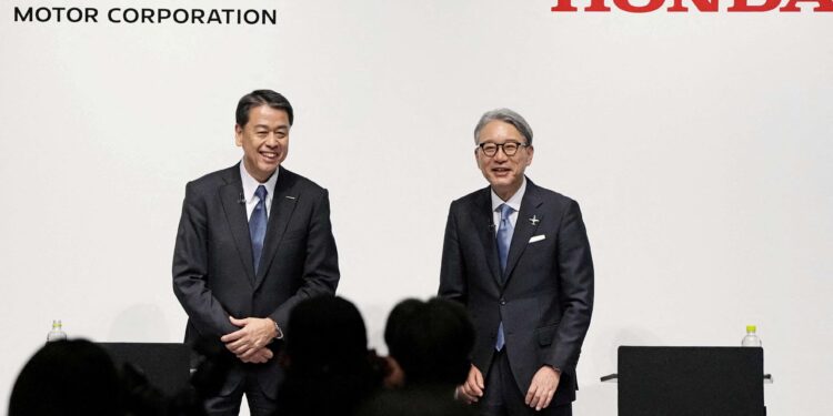 Analysis-Honda, Nissan tie-up requires something neither can spare: time