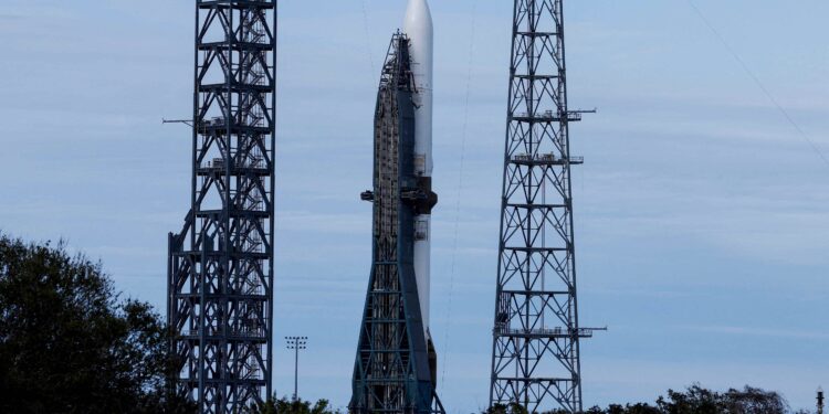 Bezos’ Blue Origin calls off debut New Glenn launch over rocket issue
