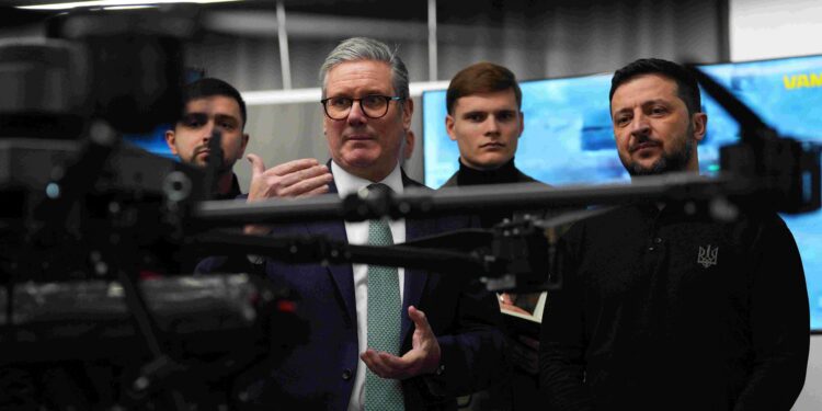 Starmer pledges more work on security guarantees for Ukraine