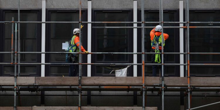 UK tackles infrastructure ‘blockers’ by cutting legal challenge options