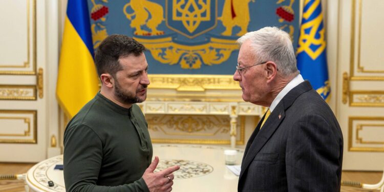 US envoy meets Zelenskiy as Trump officials keep pressure on Ukrainian leader