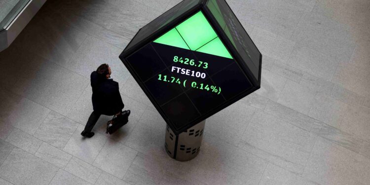 British stocks slip for second straight day on trade war jitters
