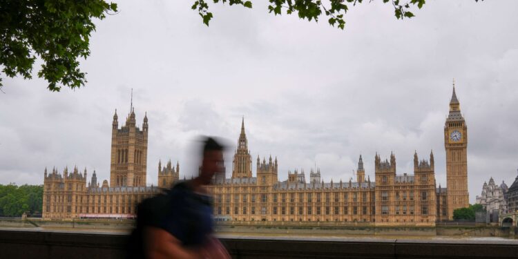 UK regulator says it is ‘critical’ ONS reverses data quality slump