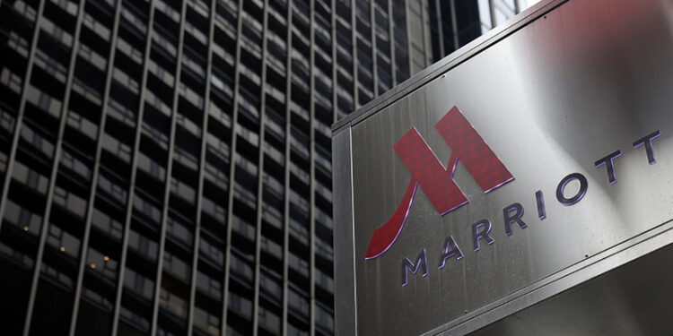 How crucial is immigration for the US hotel industry?