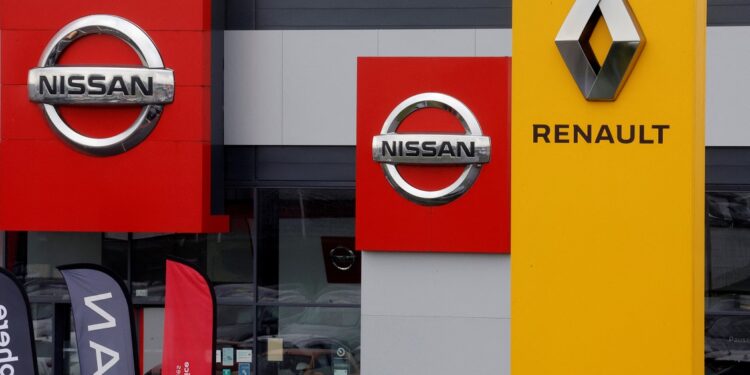 Nissan plans to reduce stake in Renault, CEO Espinosa tells Nikkei