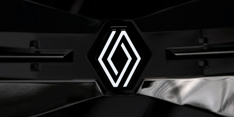 Renault boss De Meo quits; report says he will head Gucci-owner Kering