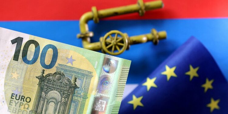 EU readies ban on Russian gas imports by end of 2027