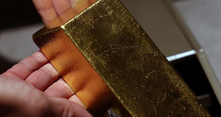 Central banks favour gold over dollar for reserves, WGC survey