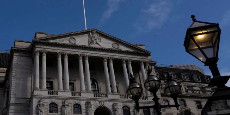 Bank of England keeps rates steady, sees further loosening as jobs market weakens