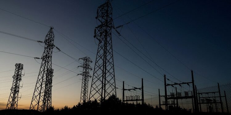Spain’s watchdog reviews grid voltage control rules