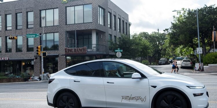 Tesla rolls out robotaxis in Texas test