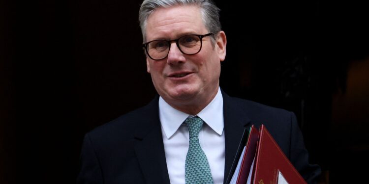 UK to broaden security focus, set 5% defence spending target