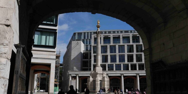 Travel stocks lift UK midcaps after Israel-Iran ceasefire