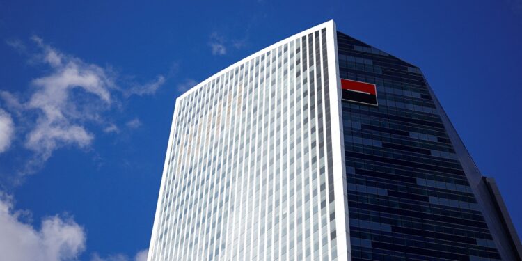 French authorities search SocGen’s offices in tax fraud investigation