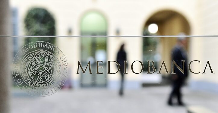 Mediobanca pledges 4.9 billion euro shareholder reward to counter MPS bid