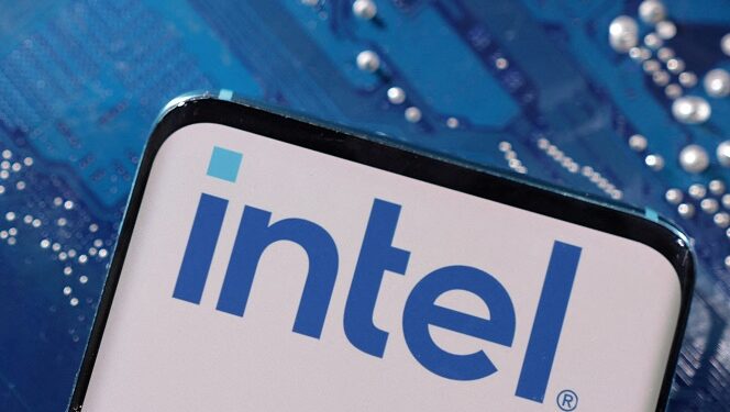 Intel’s top strategy officer to depart this month