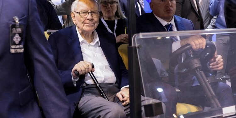 Warren Buffett donates record $6 billion Berkshire shares