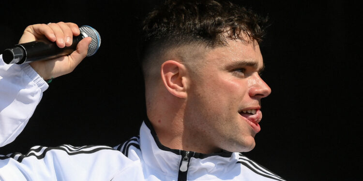 UK’s Starmer and Glastonbury slam ‘death to’ Israeli military chant