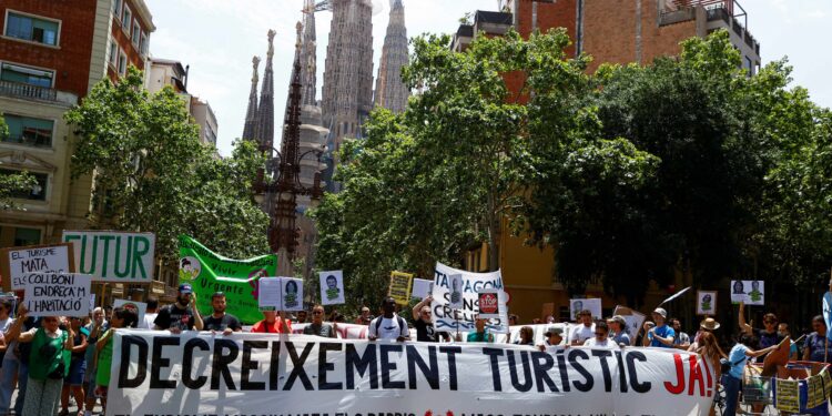 Protesters against overtourism take to the streets of southern Europe