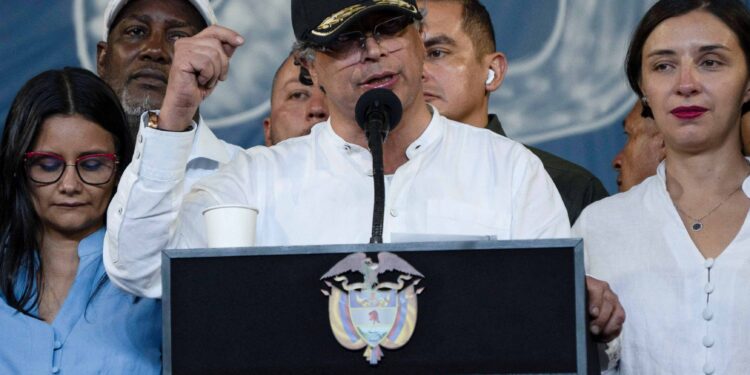 Colombia’s Senate approves labor reform amid tension with Petro