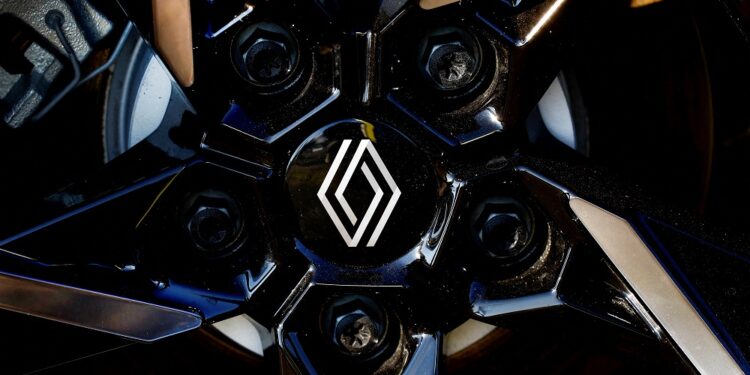 Renault to report $11.2 billion loss on Nissan stake in first half