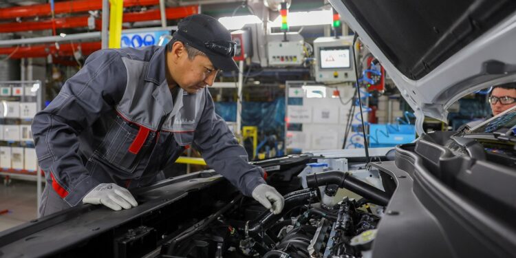 Russia’s factory activity in June contracts at fastest pace since March 2022