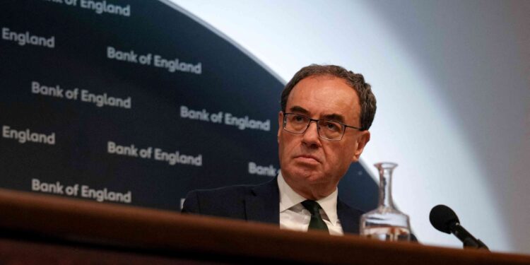 BoE’s Bailey stresses weakening labour market, hit to economy from uncertainty