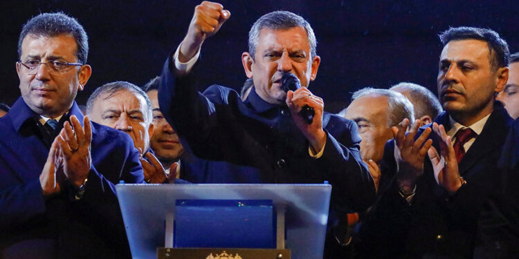 Turkey detains hundreds of Erdogan opponents in pursuit of ‘octopus’ of corruption