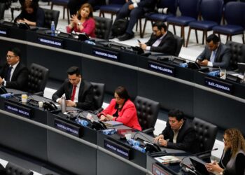 El Salvador’s ruling party backs indefinite re-election in constitutional proposal