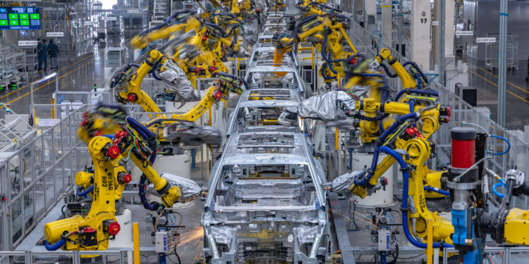 China’s manufacturing sector sees stronger momentum with steady transformation