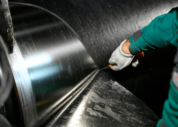 Pressure grows on Europe to act on Chinese import surge