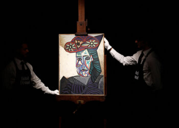 Picasso painting held in private collection sells for $31 million at Paris auction