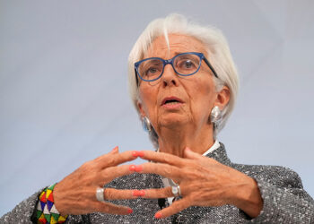 ECB leaves rates on hold, offers no clues on next move