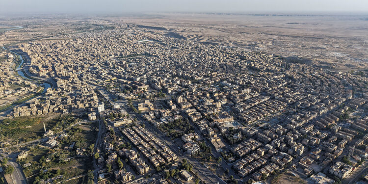 Saudi billions poised for Syria but US sanctions remain a barrier