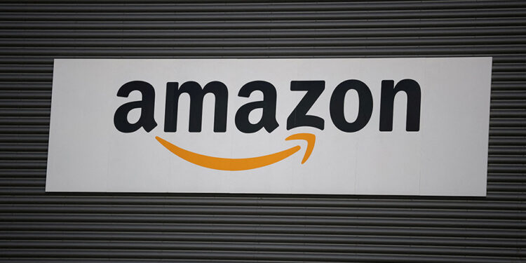 Amazon takes low-cost e-commerce service global