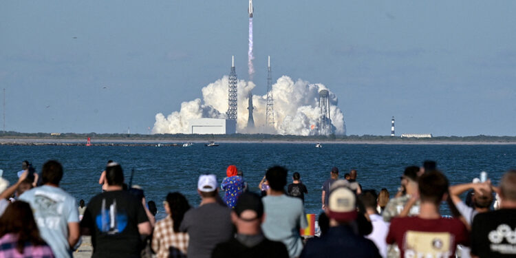 Blue Origin’s New Glenn rocket deploys Mars satellites, sticks booster landing