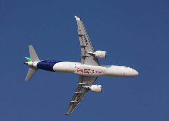 China’s C919 takes to Dubai skies in bid to win over Gulf buyers