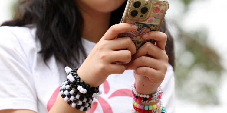 Australia begins enforcing world-first teen social media ban